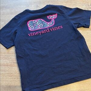Vineyard vines boys 7 whale tee VGUC